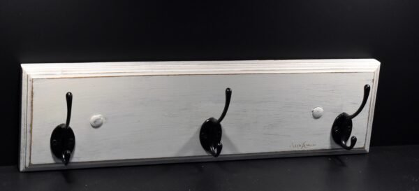 Κρεμάστρα με μεταλλικά άγκιστρα- Λευκό- KRM3-LEUP